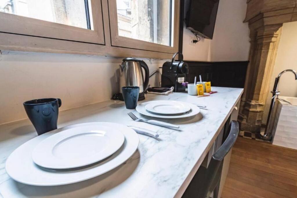 Fire, Appartement Vue Cathedrale แร็งส์ ภายนอก รูปภาพ